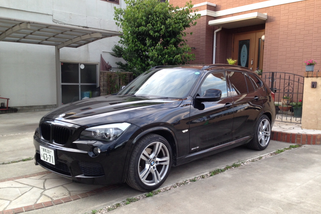 BMW X1ir[G_u[ GbNXEj